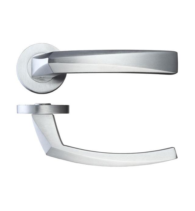 Hydra Latch Door Handle Kit (Set of 2) Rosso Maniglie Finish: Satin Chrome on Productcaster.