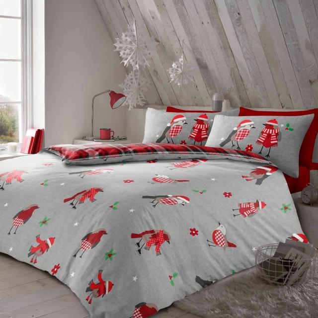 Borland Duvet Cover Set The Seasonal Aisle Size: Double - 2 Standard Pillowcases on Productcaster.