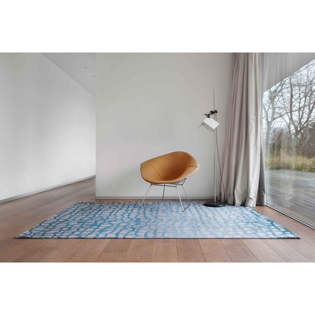 Blue/White Rug Louis de Poortere Rug Size: Rectangle 140 x 200cm on Productcaster.