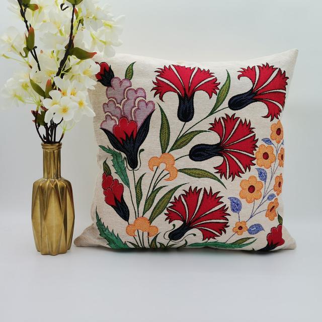 Luebbert Indoor / Outdoor Floral Square Throw Pillow Cover Rosalind Wheeler on Productcaster.