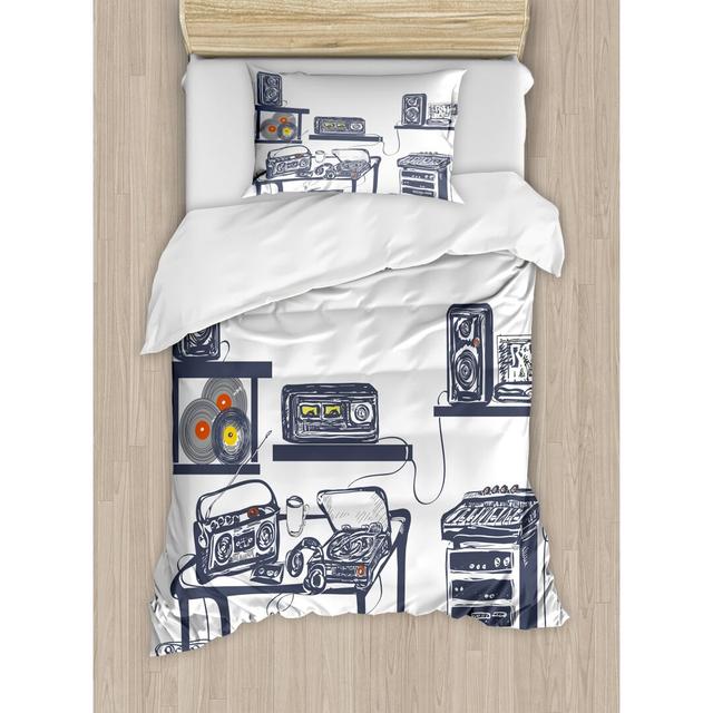 Breyonna No Pattern [EU ONLY] Duvet Cover Set with Pillowcases 17 Stories Size: Single - 1 Standard Pillowcase on Productcaster.