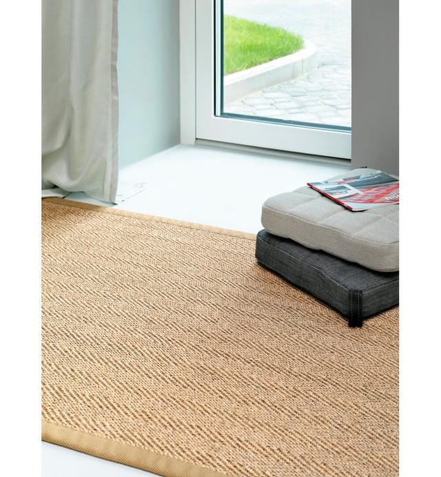 Tuna Flatweave Gold Rug Union Rustic Rug Size: Rectangle 160 x 240cm on Productcaster.