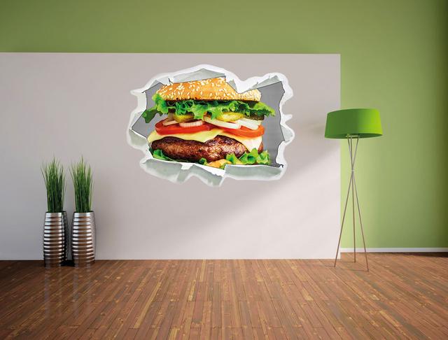 Wandtattoo Leckerer Hamburger mit Zwiebeln East Urban Home Größe: 67 cm H x 92 cm B x 0,02 cm T on Productcaster.