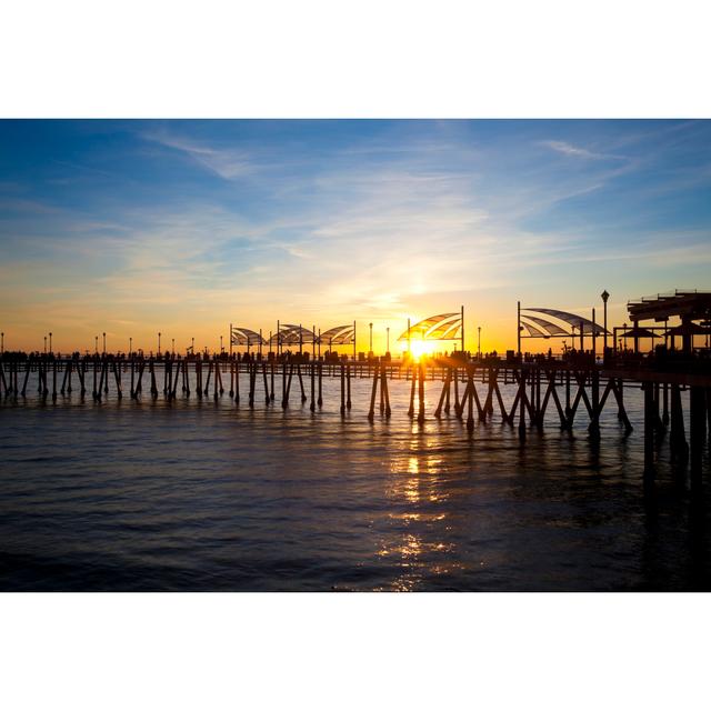 Redondo beach pier House of Hampton Size: 30cm H x 46cm W on Productcaster.