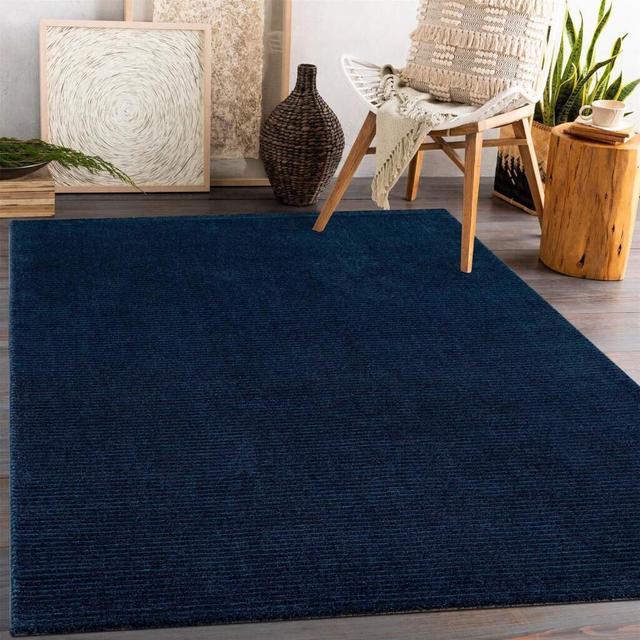 Teppich Goldenray in Blau Marlow Home Co. Teppichgröße: Rechteckig 240 x 340 cm on Productcaster.