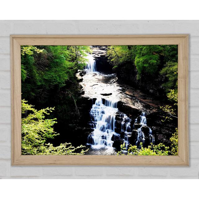 Wald Wasserfall Gush - Druck Union Rustic Größe: 42 cm H x 59,7 cm B x 1,5 cm T on Productcaster.