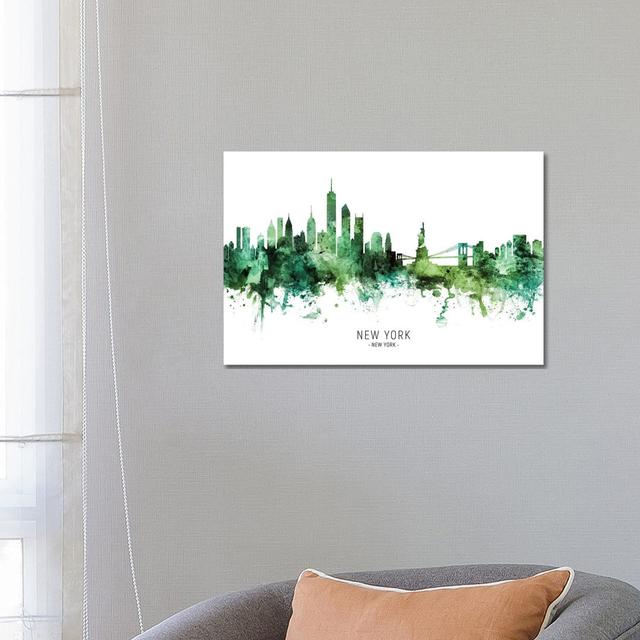 New York New York Skyline Green by Michael Tompsett - Wrapped Canvas Gallery-Wrapped Canvas Giclée Latitude Run Size: 45.72cm H x 66.04cm W x 3.81cm D on Productcaster.