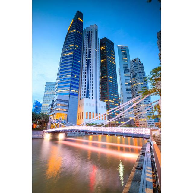 Kanesha Singapore Skyline by F11photo - Wrapped Canvas Photograph Latitude Run Size: 122cm H x 81cm W x 3.8cm D on Productcaster.