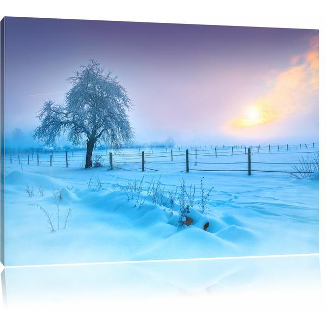 Leinwandbild „Baum in Winterlandschaft“, Grafikdruck East Urban Home Größe: 80 cm H x 120 cm B on Productcaster.