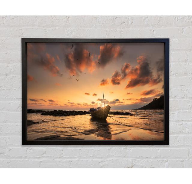 Sunset Finishing Boat On The Beach - Einzelbildrahmen Kunstdrucke auf Leinwand Bright Star Größe: 84,1 cm H x 118,9 cm B x 3,3 cm T on Productcaster.