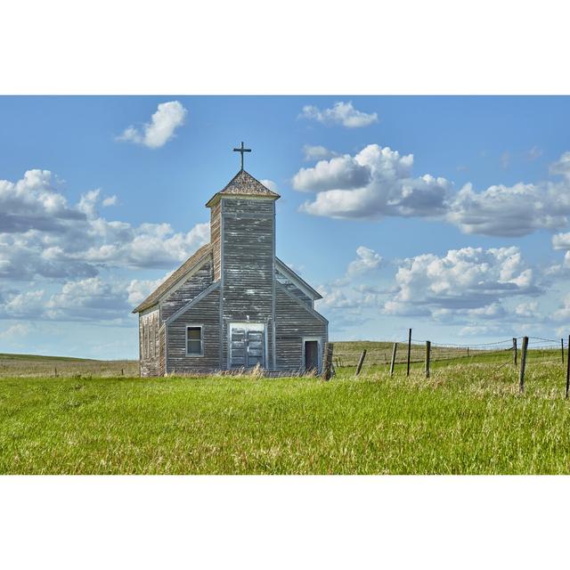 Barn Scene V by James McLoughlin - Wrapped Canvas Photograph August Grove Size: 51cm H x 76cm W on Productcaster.