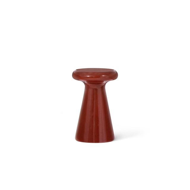 Beistelltisch Nivelles Corrigan Studio Farbe: Rot on Productcaster.