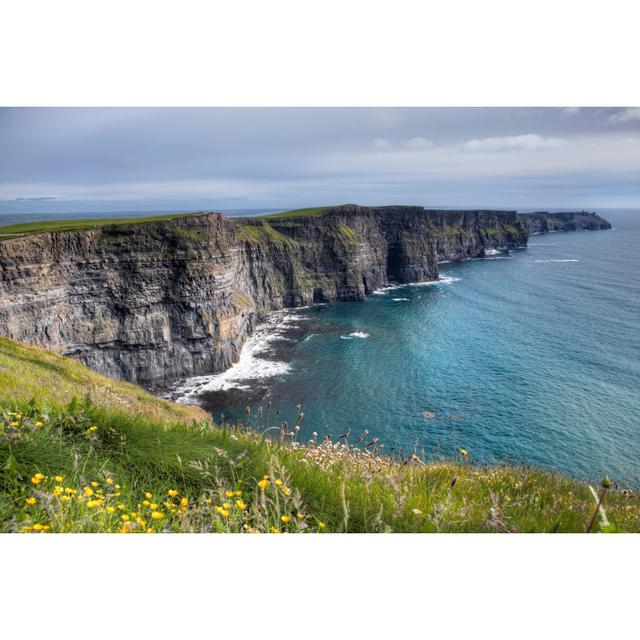 Cliffs Of Moher von Espiegle - Kunstdrucke auf Leinwand Alpen Home Größe: 90 cm H x 60 cm B on Productcaster.