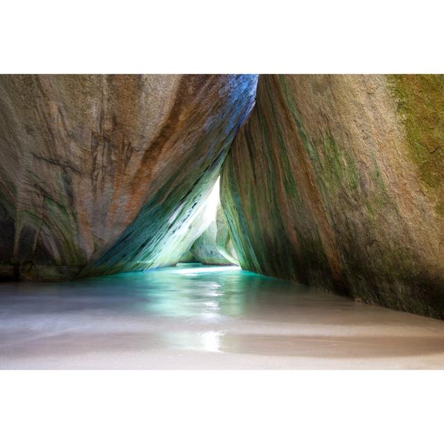 Natural Pool In A Cave von Cdwheatley - Leinwand Kunstdrucke 17 Stories Größe: 50 cm H x 75 cm B on Productcaster.