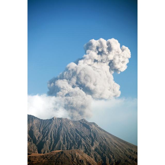 Vulkanausbruch des Vulkans Sakurajima von GA161076 - Drucken Alpen Home Größe: 122 cm H x 81 cm B x 3,8 cm T on Productcaster.