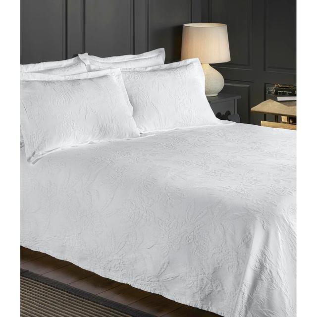 Bruto Cotton Stonewash Bedspread 17 Stories Colour: White, Size: 250 x 270 cm Bedspread on Productcaster.