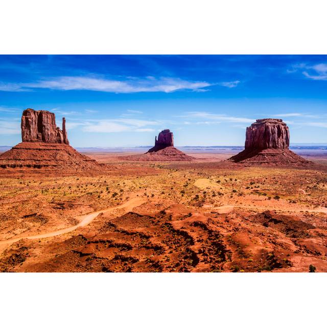 Monument Valley - Print Natur Pur Size: 81cm H x 122cm W x 3.8cm D on Productcaster.