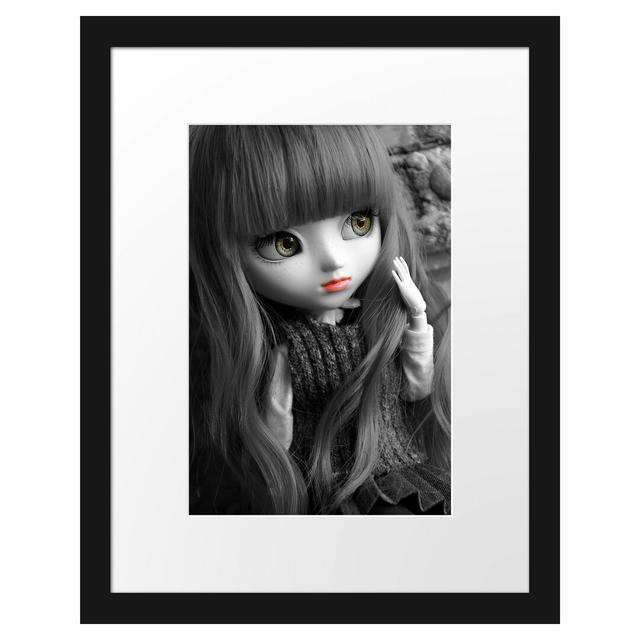 Gerahmtes Poster Pullip mit Augen East Urban Home Größe: 38 cm H x 30 cm B on Productcaster.