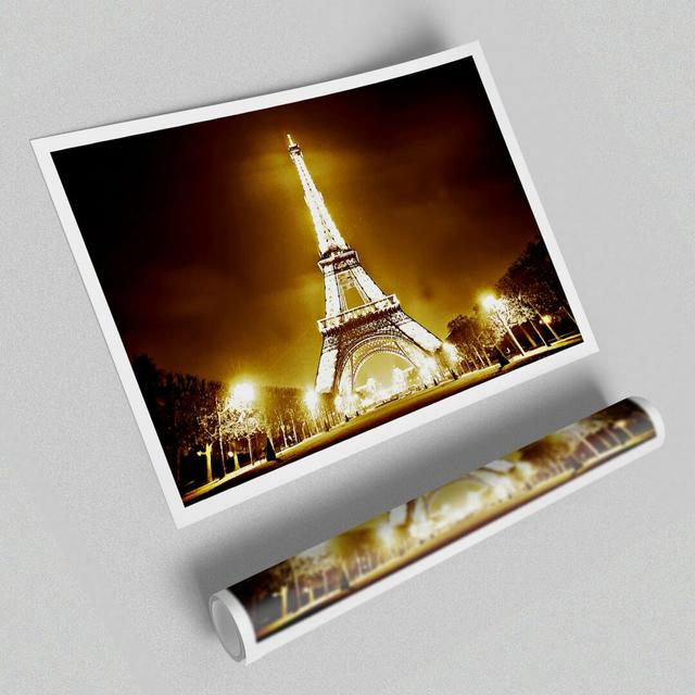 Paris Eiffel Tower Retro - Graphic Art Print on Paper East Urban Home Size: 59.4 cm H x 84.1 cm W on Productcaster.