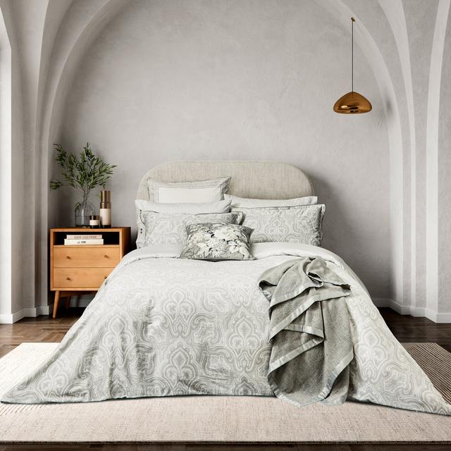 Amalia Cotton Duvet Cover Set Bedeck of Belfast Size: King Cover Set +2 Standard Pilowcases on Productcaster.