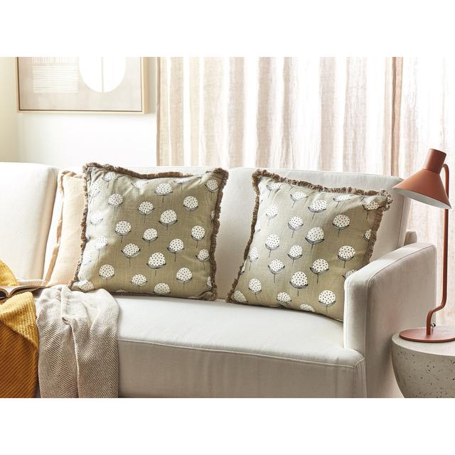 Ellsbury Floral Beige Square Throw Cushion mit Füllung (Set of 2) Sommerallee on Productcaster.