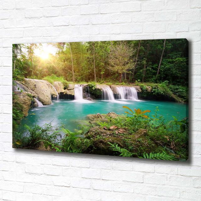 Wasserfall im Wald - Kunstdrucke auf Leinwand Union Rustic on Productcaster.