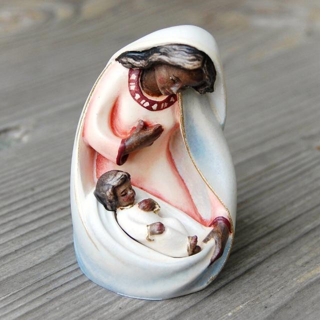 African Nativity Mary with Baby Jesus Figurine World Menagerie Size: 15cm H x 5cm W x 5cm D on Productcaster.