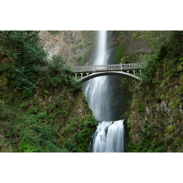 Multnomah Falls by Ericfoltz - No Frame Print on Canvas Latitude Run Size: 51cm H x 76cm W on Productcaster.