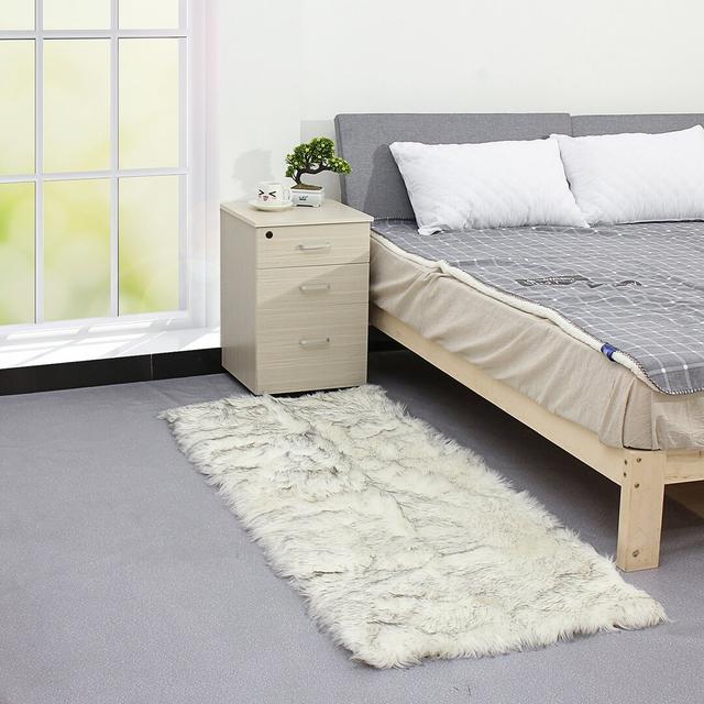 Power Loom White/Grey Rug Blue Elephant Rug Size: Rectangle 69cm x 178cm on Productcaster.