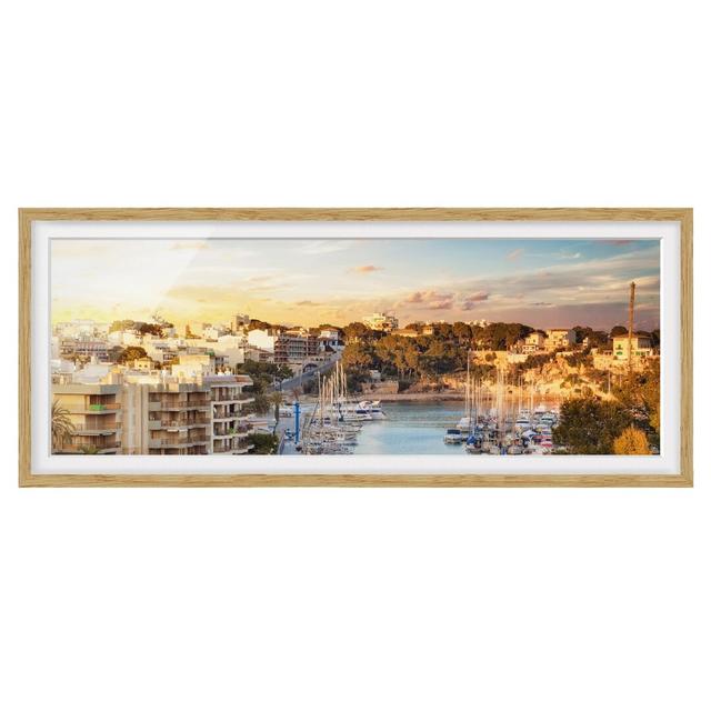 Gerahmtes Poster Sunny Porto Cristo ModernMoments Rahmenauswahl: Brauner Rahmen, Maße: 30 cm H x 75 cm B x 2 cm T on Productcaster.