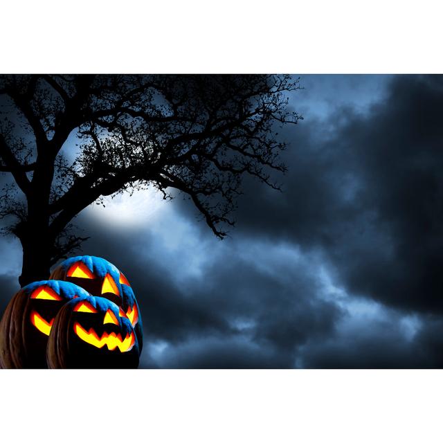 Halloween by DNY59 - No Frame Art Prints on Canvas The Seasonal Aisle Size: 30cm H x 46cm W on Productcaster.