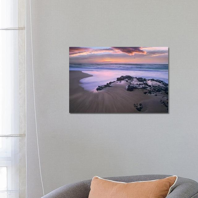 Sandy Beach, Oahu, Hawaii by Tim Fitzharris - No Frame Gallery-Wrapped Canvas Giclée on Canvas Lark Manor Size: 45.72cm H x 66.04cm W on Productcaster.