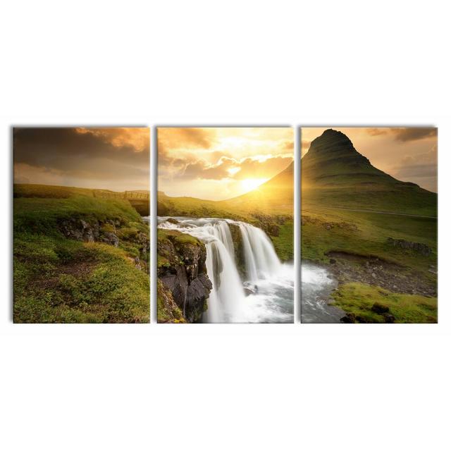 3-tlg. Leinwandbilder-Set Waterfall at Sunset East Urban Home Größe: 210 cm H x 100 cm B x 2,4 cm T on Productcaster.