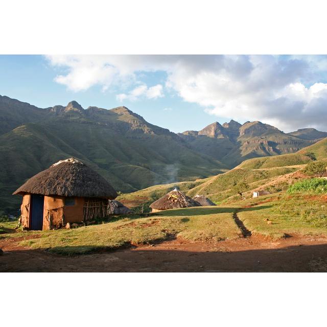 Urlaub in Lesotho von BartCo - Drucken Alpen Home Größe: 81cm H x 122cm B on Productcaster.