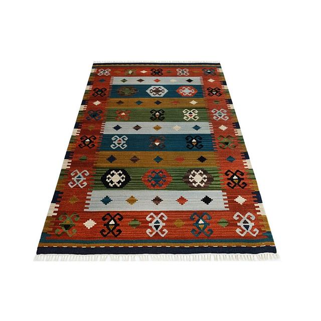 Area Rug Bakero Rug Size: Rectangle 125 x 185cm on Productcaster.