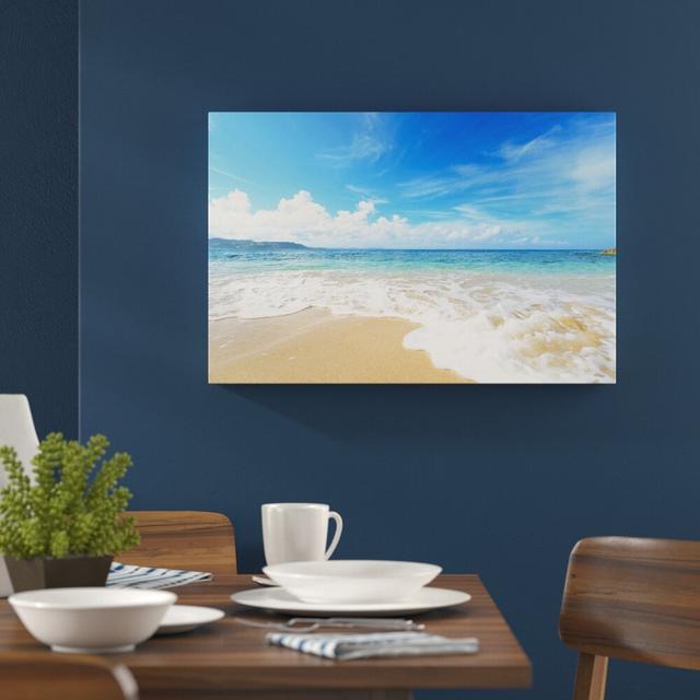 Leinwandbild „Sand, Strand, Beach, Wellen, Sonnenschein“, Fotodruck East Urban Home Größe: 60 cm H x 80 cm B on Productcaster.