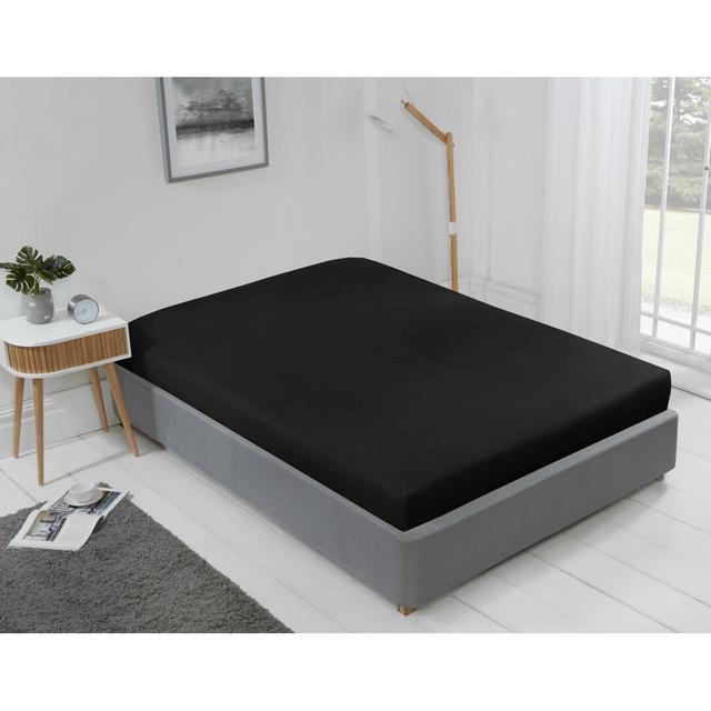 Kirke Microfiber Brushed Fitted Sheet 17 Stories Size: Kingsize (5'), Colour: Black on Productcaster.