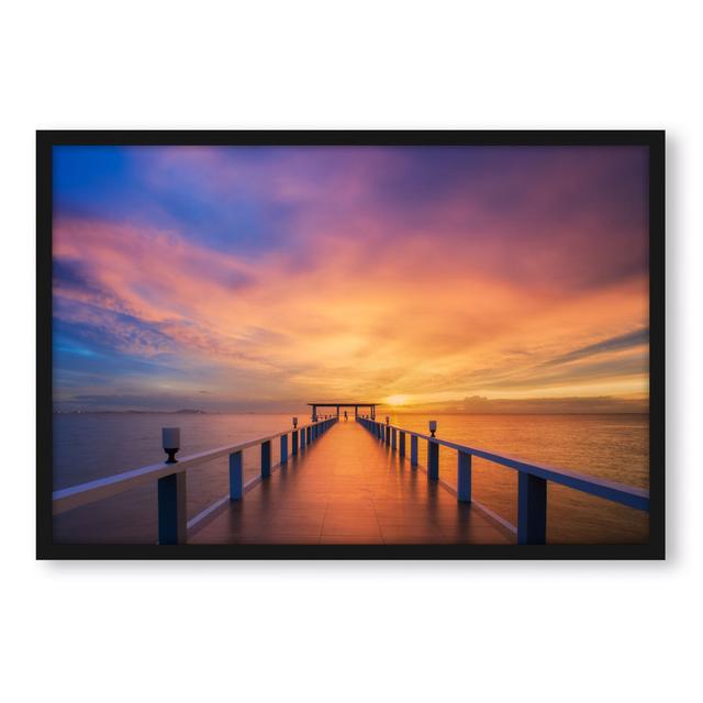 Gerahmtes Foto "Long Jetty with Dreamy Sky" ModernMoments Größe: 55 cm H x 40 cm B x 2.5 cm T on Productcaster.