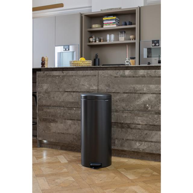 Pedal Bin NewIcon, 30L Brabantia on Productcaster.