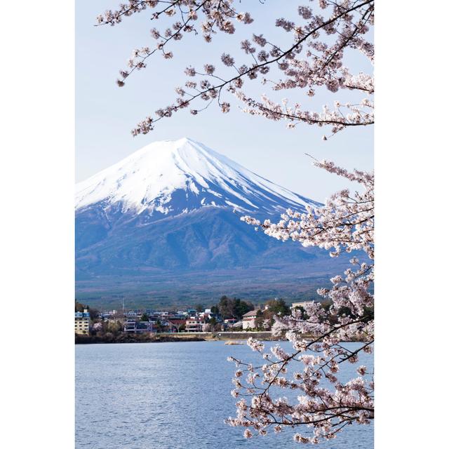 Mount Fuji von Ooyoo - Kunstdrucke auf Leinwand Marlow Home Co. Größe: 60 cm H x 40 cm B on Productcaster.