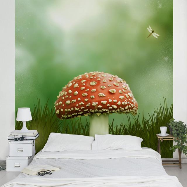 Toadstool Textured Semi-Gloss Wallpaper Roll East Urban Home Size: 3.36m x 336cm, Materialqualität: Premium (150g/m²) on Productcaster.