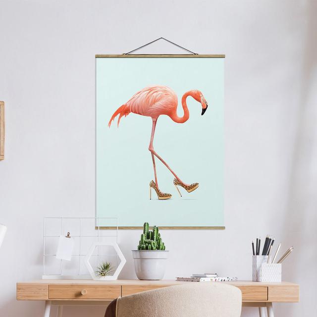 Rahmenloser Grafikdruck Flamingo in High Heels von Jonas Loose Sansibar Home Größe: 66,4 cm H x 50 cm B x 0,3 cm T on Productcaster.