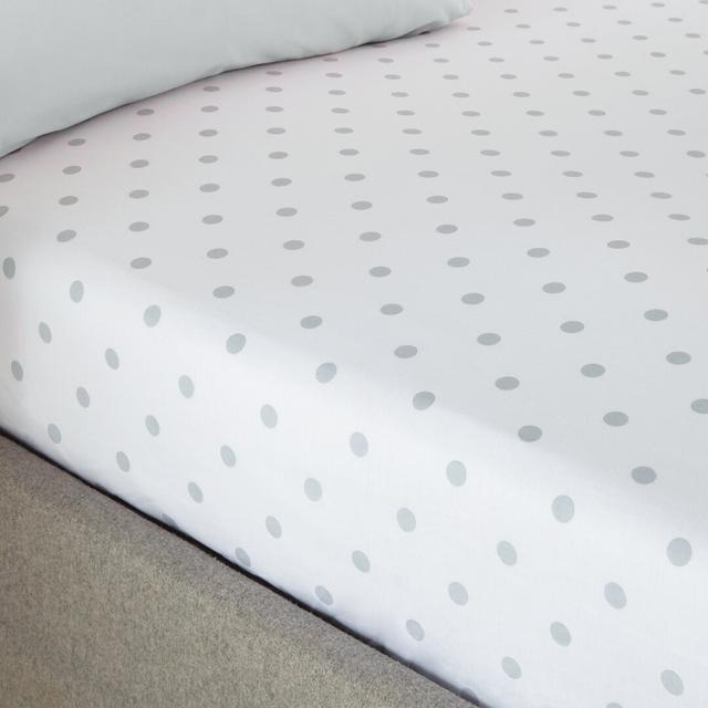 Catherine Lansfield Brushed Spot Fitted Sheet Catherine Lansfield Size: Single (3'), Colour: White/Silver on Productcaster.