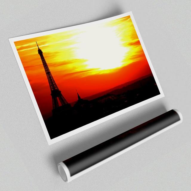 Paris Eiffel Tower Sun Blaze - Photograph Print on Paper East Urban Home Size: 59.4 cm H x 84.1 cm W on Productcaster.