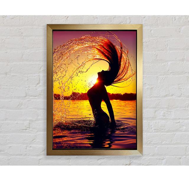 Sonnenuntergang Frau Ocean Splash - Druck Bright Star Größe: 141,4 cm H x 100 cm B x 3,4 cm T on Productcaster.