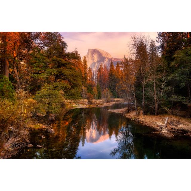 Yosemite National Park - Wrapped Canvas Print Alpen Home Size: 61cm H x 91cm W x 3.8cm D on Productcaster.