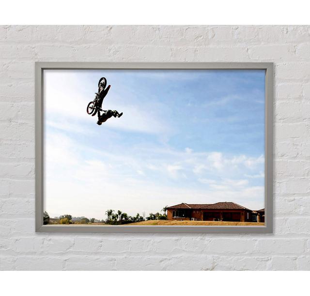 Motorcross in the Air - Einzelbildrahmen Kunstdrucke auf Leinwand Bright Star Größe: 59,7 cm H x 84,1 cm B on Productcaster.