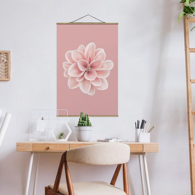 Stoffbild Dahlia Pink Blush Flower Centered Mercer41 Maße: 150 cm H x 100 cm B x 0,3 cm T on Productcaster.