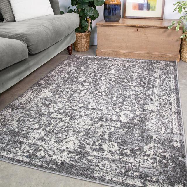 Rug in Grey with Geometric Pattern by 17 Stories, Rug Size: Rectangle 200 x 290cm on Productcaster.