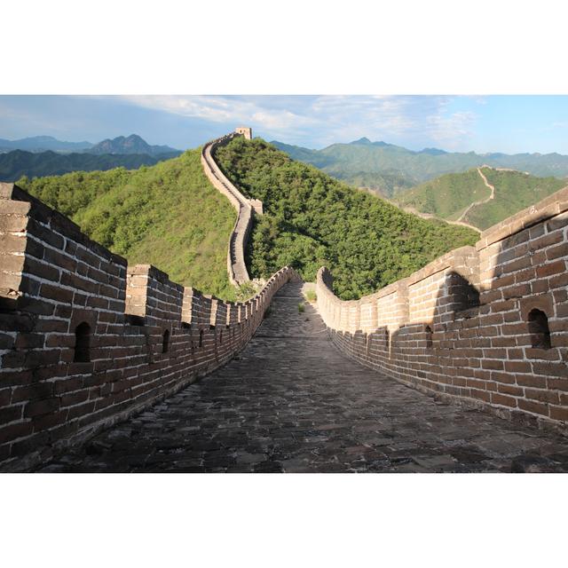 Great Wall Of China - Wrapped Canvas Print Alpen Home Size: 81cm H x 122cm W on Productcaster.